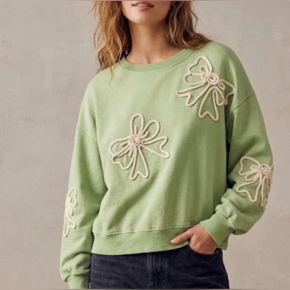 easel Tops - Easel Sage Green Appliqué Pullover Sweatshirt Top with Bow Details 100% Cotton